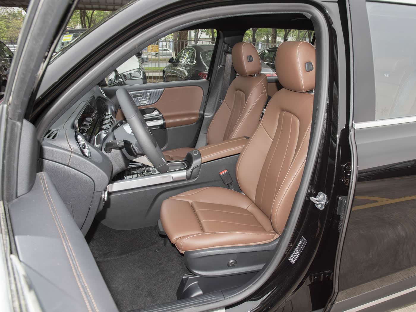 1400X1050_AUTOHOMECAR__CHXOHMGRVJKAMTDFADYRSFINXOU157