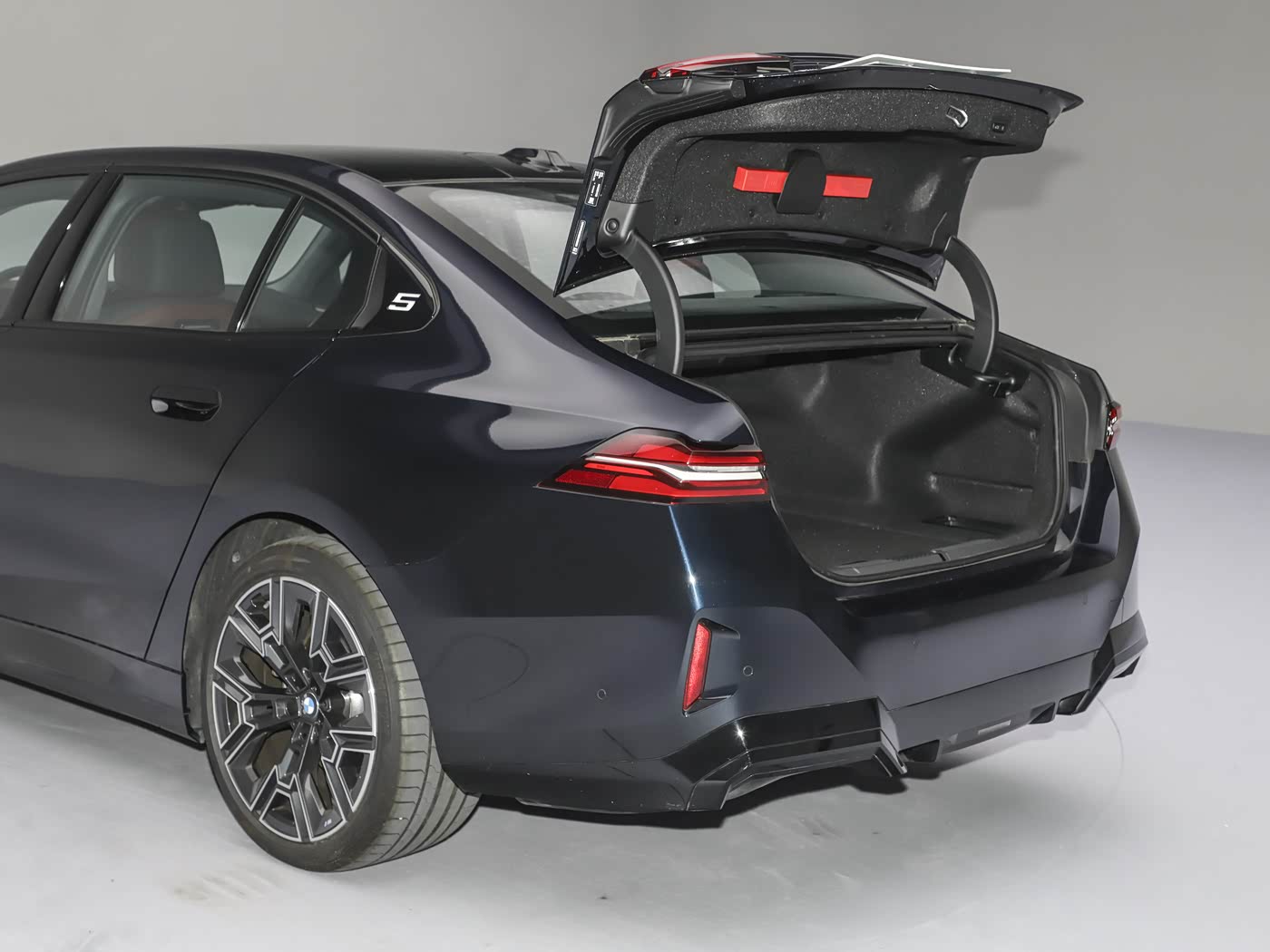 1400x1050_autohomecar__ChxpVWide4KAM7vFABQOpHj4BKA678